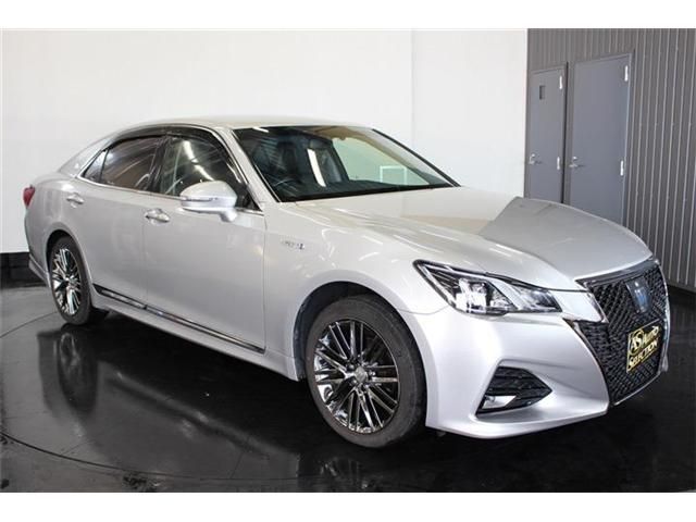 Toyota CROWN SEDAN 2016-10 187255-8