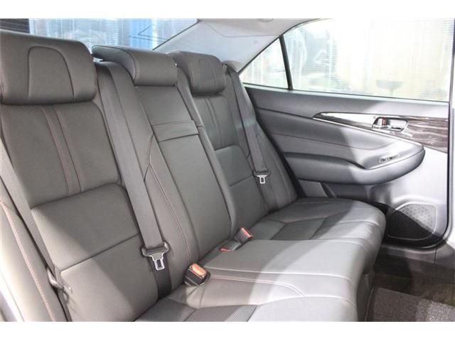 Toyota CROWN SEDAN 2016-10 187255-19