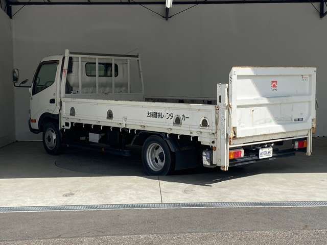 Hino DUTRO 2011-08 22750-12