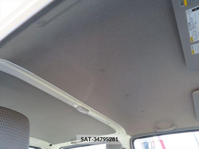 Hino DUTRO 2018-03 230889-15
