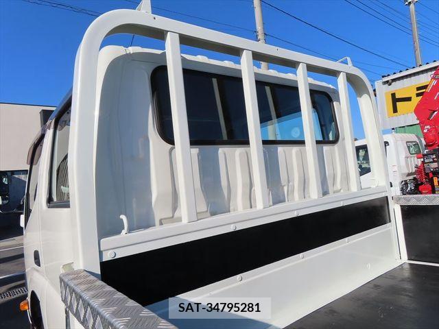 Hino DUTRO 2018-03 230889-20