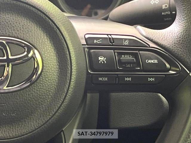 Toyota YARIS 2023-06 395358-5