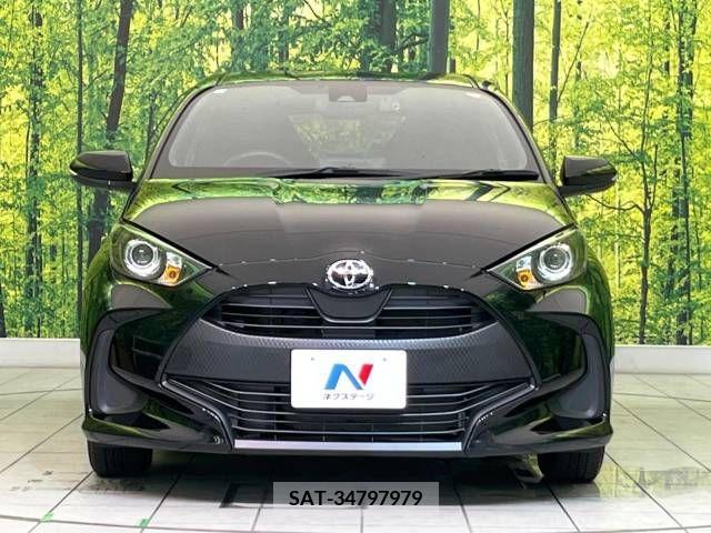 Toyota YARIS 2023-06 395358-14
