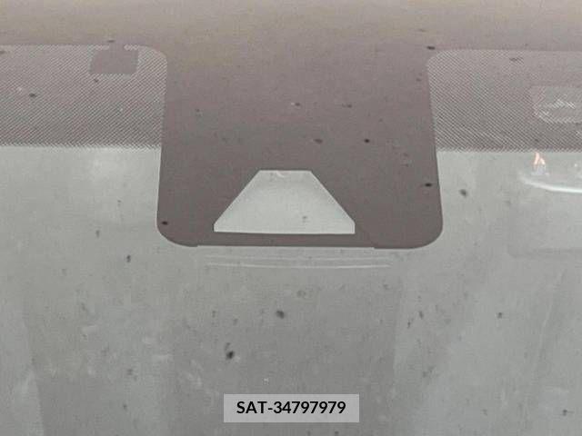 Toyota YARIS 2023-06 395358-2