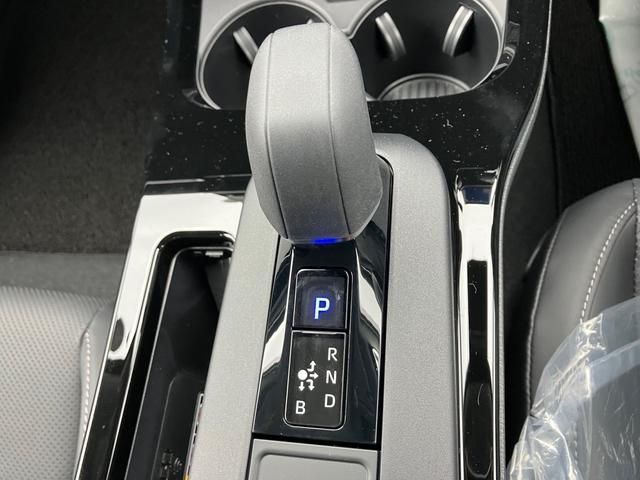 Toyota PRIUS 2023-08 25047-17