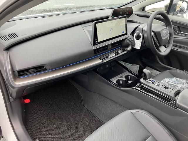 Toyota PRIUS 2023-08 25047-11