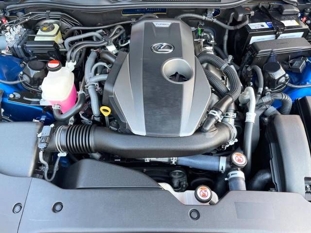 Lexus RC 2015-10 192188-18