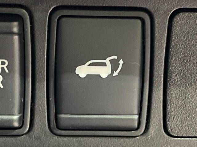 Nissan X-TRAIL 2019-04 28757-6