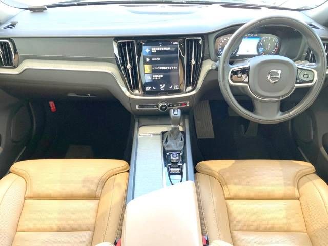 Volvo CROSS COUNTRY 2019-12 10378-1