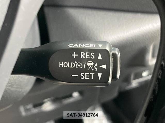 Toyota C-HR 2018-08 232606-4