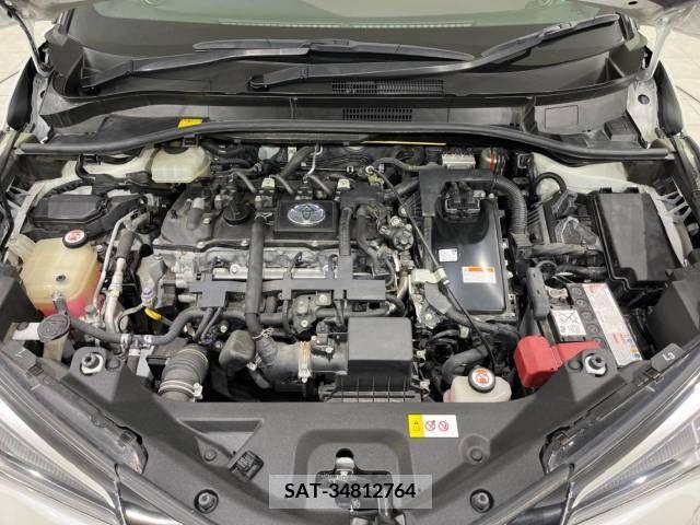 Toyota C-HR 2018-08 232606-12