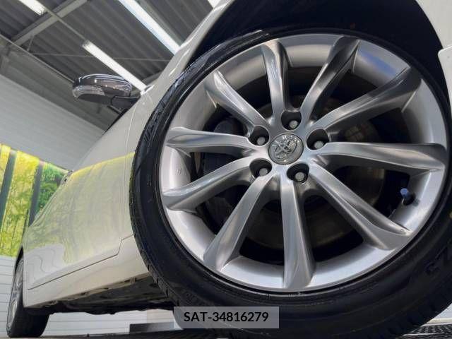 Toyota MARK X 2011-07 351929-13
