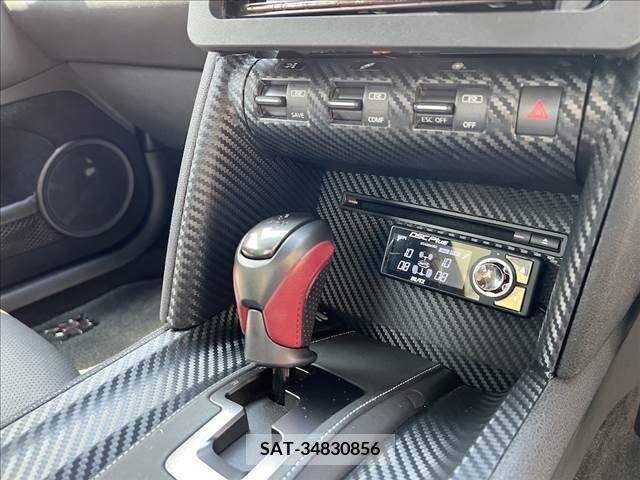 Nissan GT-R 2014-03 227400-16
