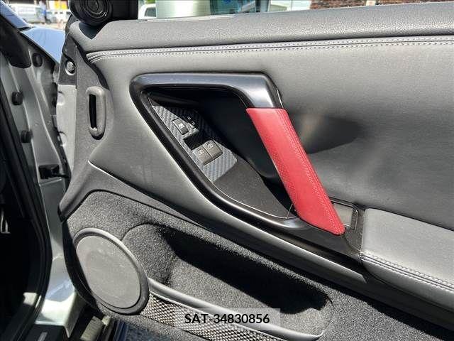 Nissan GT-R 2014-03 227400-14