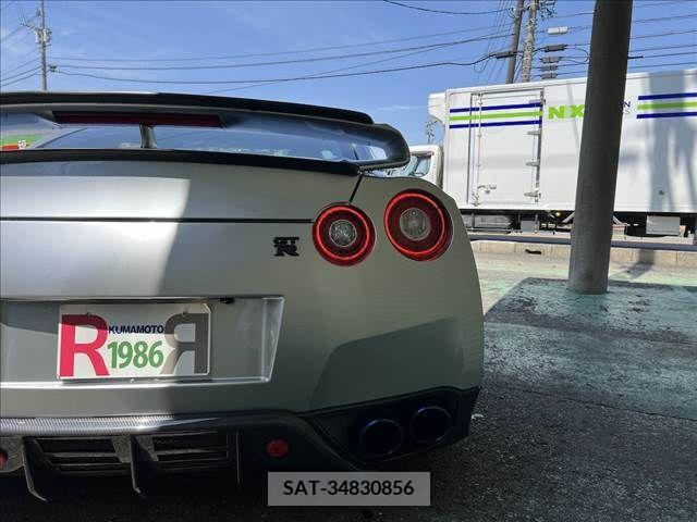 Nissan GT-R 2014-03 227400-7