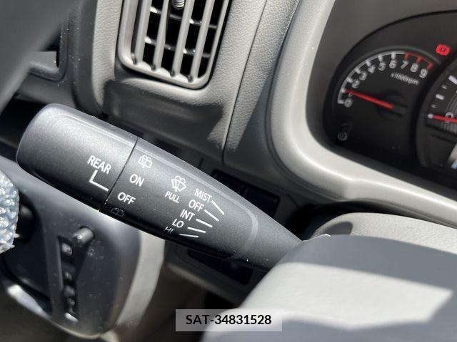 Suzuki EVERY 2024-04 268916-13