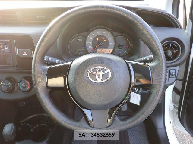 Toyota VITZ 2018-10 202980-3