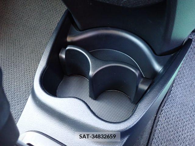 Toyota VITZ 2018-10 202980-12