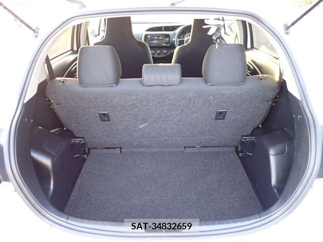 Toyota VITZ 2018-10 202980-17