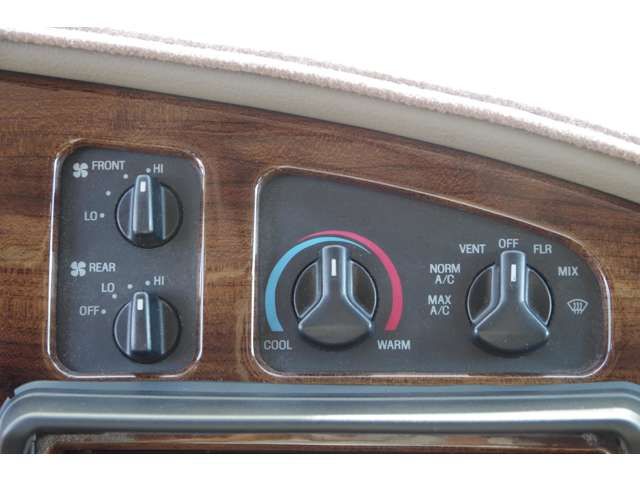 Ford E150 2006-02 1137-11