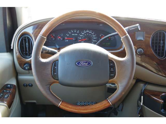 Ford E150 2006-02 1137-9