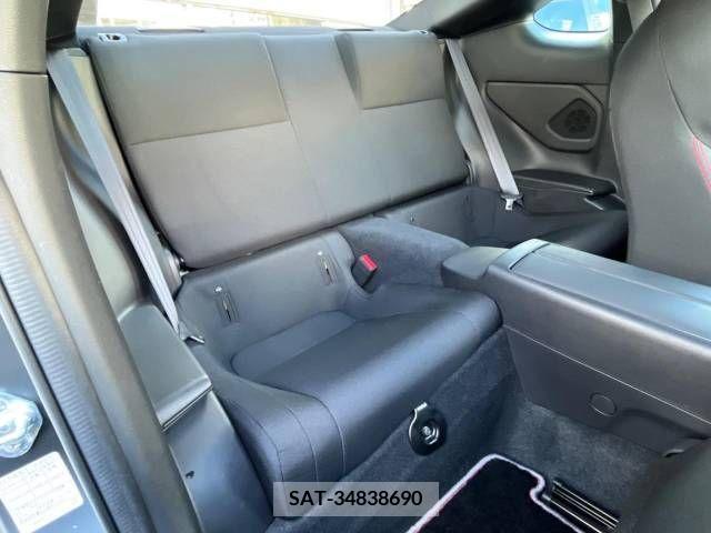 Subaru BRZ 2021-11 221751-14