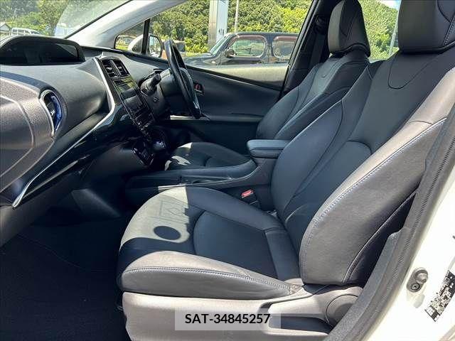 Toyota PRIUS 2019-02 350914-16
