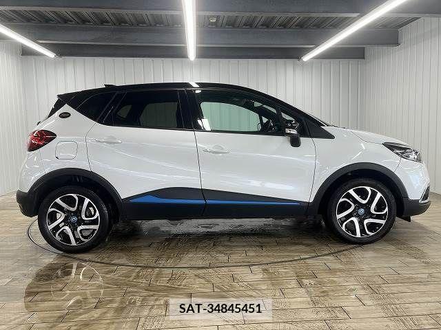 Renault CAPTUR 2017-12 283068-13
