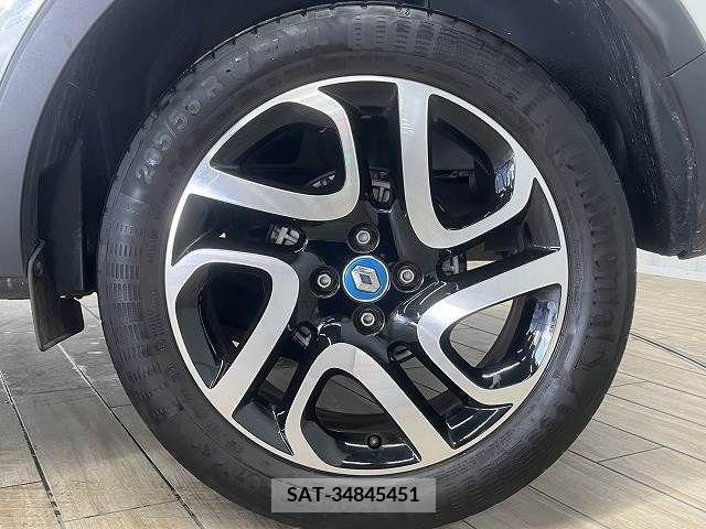Renault CAPTUR 2017-12 283068-18