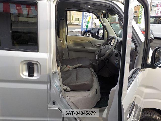 Nissan CLIPPER 2023-01 365518-19
