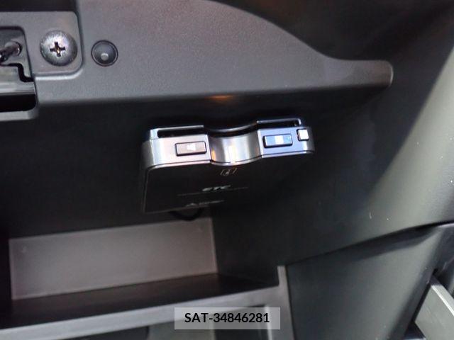 Nissan NOTE 2019-05 207729-7