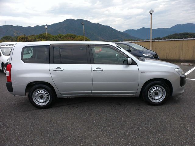 Mazda FAMILIA VAN 2018-08 186915-27