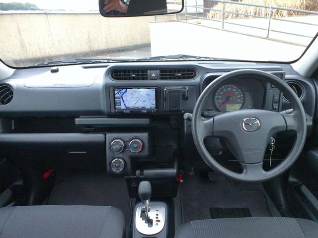 Mazda FAMILIA VAN 2018-08 186915-1