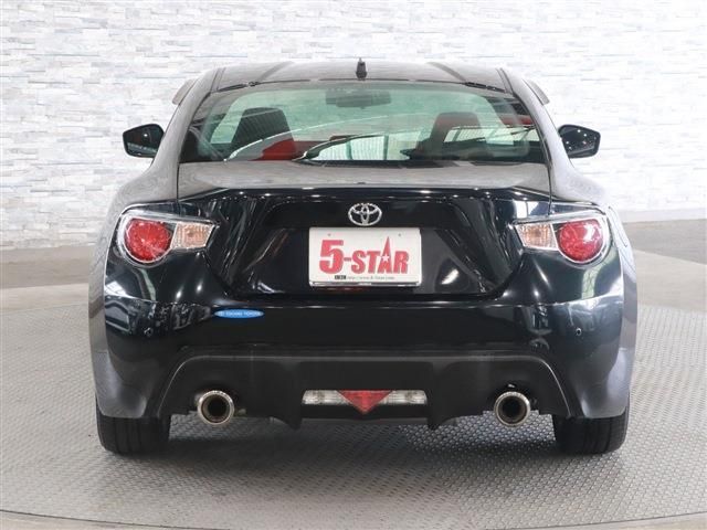 Toyota 86 2013-05 20670-7