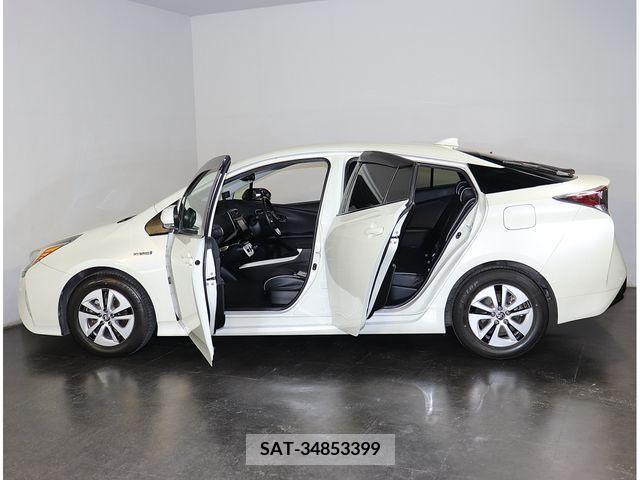Toyota PRIUS 2016-03 218877-11