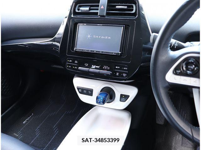 Toyota PRIUS 2016-03 218877-3