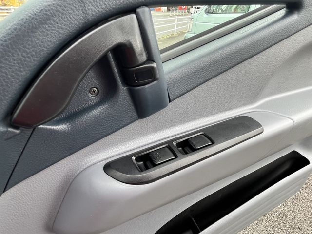 Mitsubishi CANTER 2016-06 7587-25