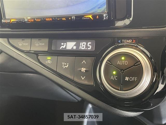 Toyota AQUA 2017-03 356185-10