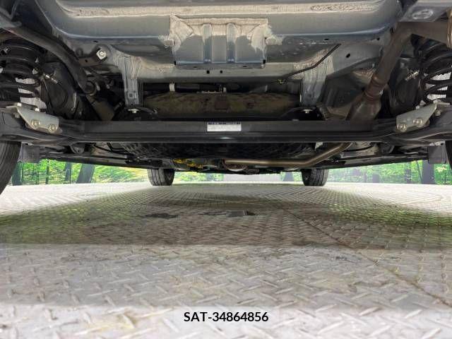 Toyota ROOMY 2019-04 217848-17