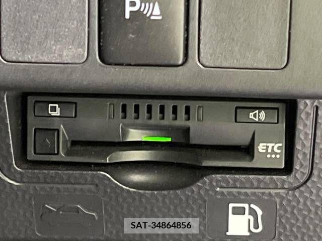 Toyota ROOMY 2019-04 217848-5