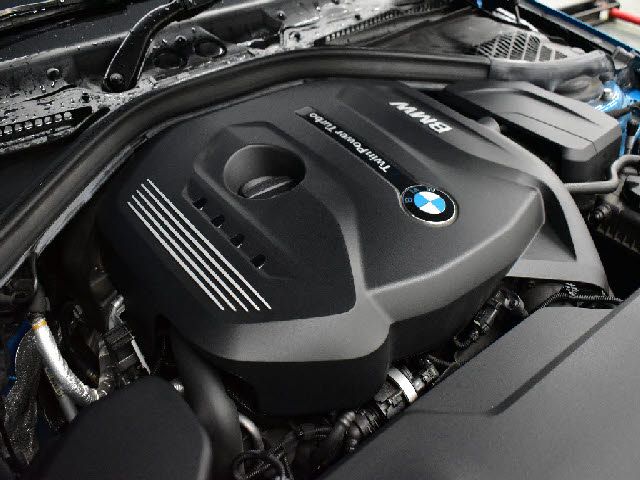 Bmw 4 SERIES 2018-03 182997-19