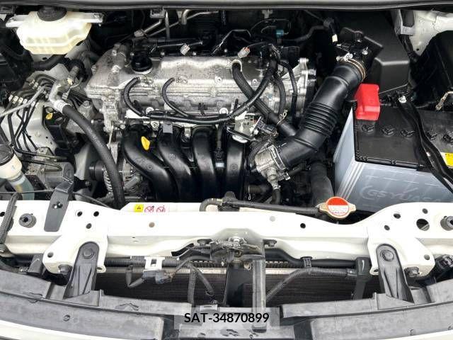 Toyota VOXY 2017-07 321526-19