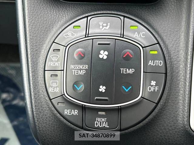 Toyota VOXY 2017-07 321526-7
