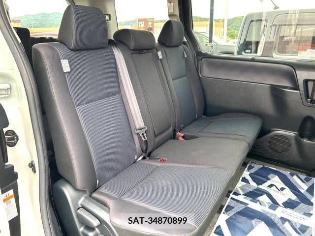 Toyota VOXY 2017-07 321526-12
