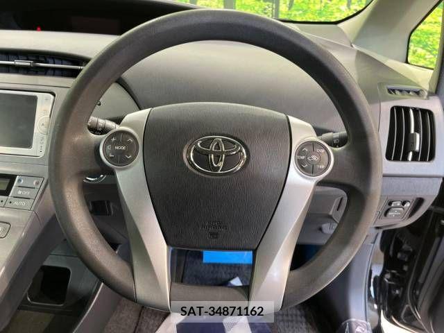 Toyota PRIUS 2013-12 366482-12