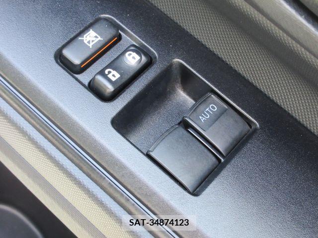 Toyota AQUA 2017-06 344817-9