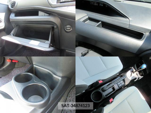 Toyota AQUA 2017-06 344817-10