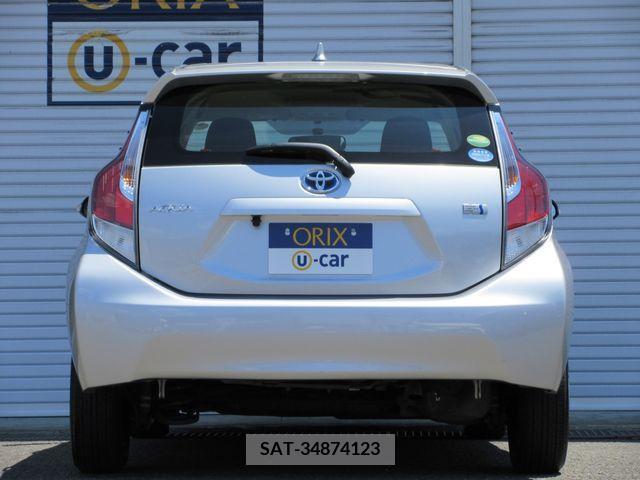 Toyota AQUA 2017-06 344817-21