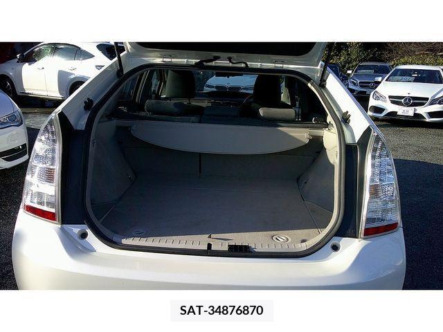 Toyota PRIUS 2011-03 205412-16
