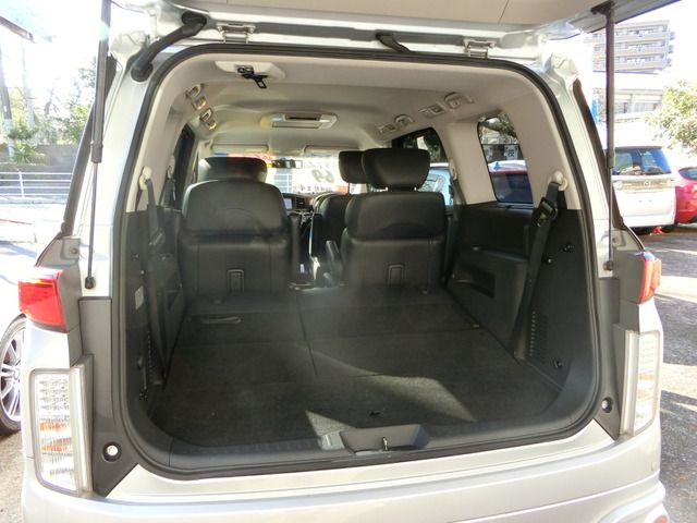 Nissan ELGRAND 2011-03 25015-17